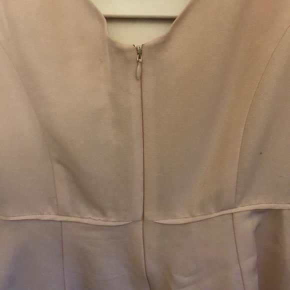 Beautiful pale pink dress - Picture 4 of 9